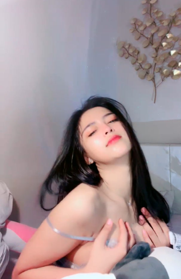 Nonton Film Solusi Crt Terbaik Live Bareng Hella Tambah Mempesona Doi Terbaru Nonton Film Solusi Crt Terbaik Live Bareng Hella Tambah Mempesona Doi Terbaru